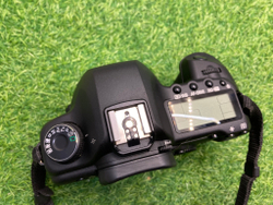 Canon EOS 5D Mark II 32.300 кадров