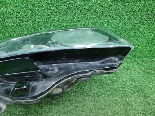 Битая Фара правая VW Multivan T6 (2019-н.в.) LED