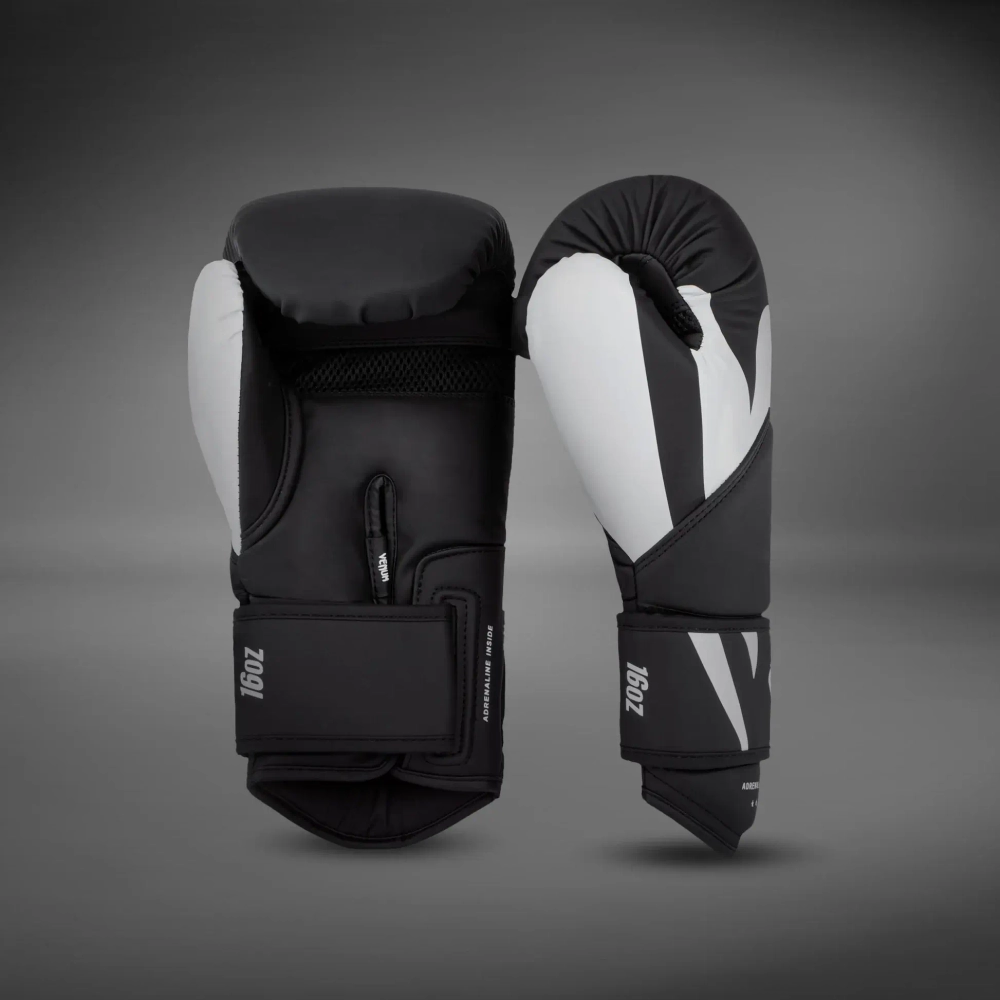 Детские боксерские перчатки Venum Challenger 4.0 Black/White
