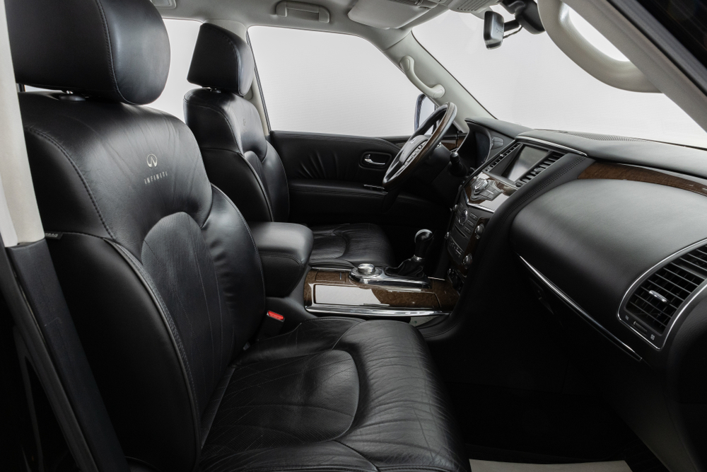 Infiniti QX56, 2010 год