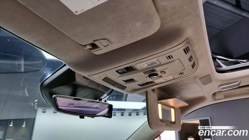Cadillac Escalade 5 Generation 6.2 (05.2022)