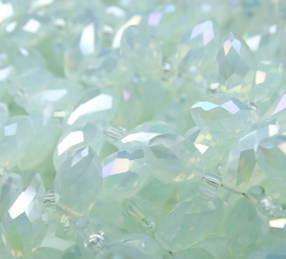 БКМ002ДС612 Хрустальные бусины-капли, цвет: белый (имитирующий опал) AB, размер 6х12 мм, 15 шт.