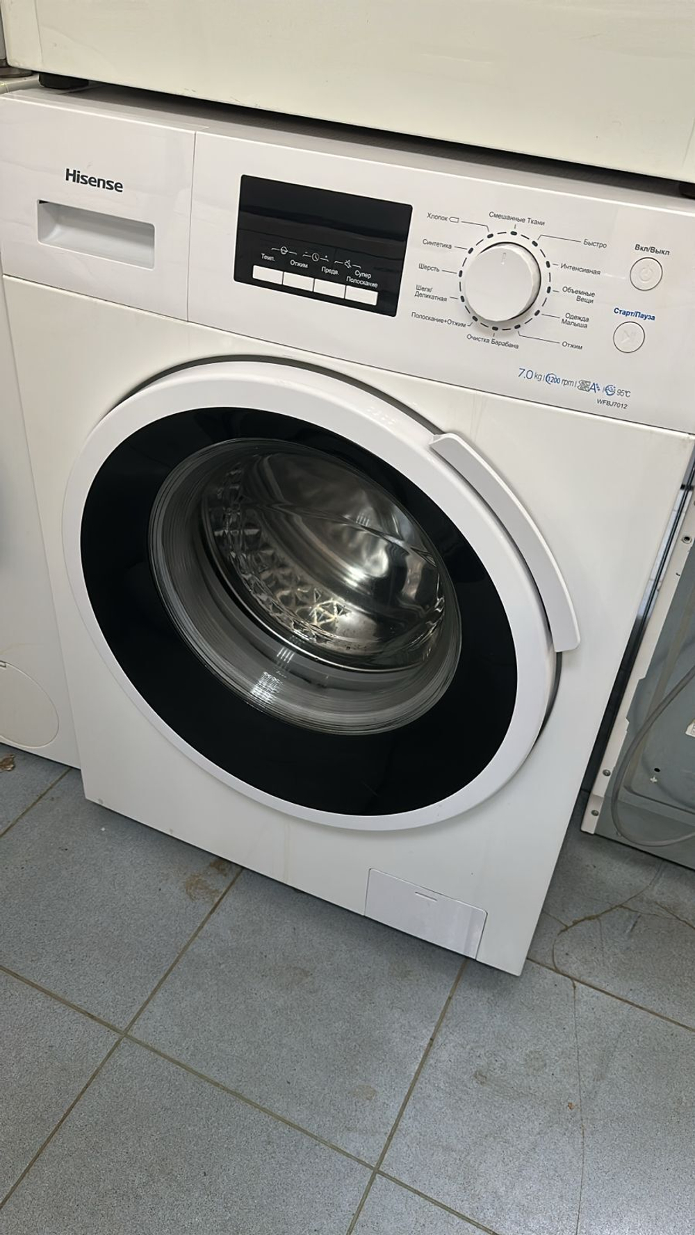 Стиральная машина Hisense WFBJ7012 б/у