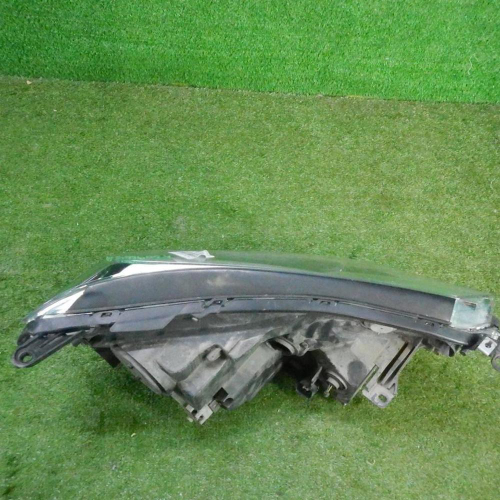 Фара левая Toyota Rav 4 CA40 (2015-2019) LED