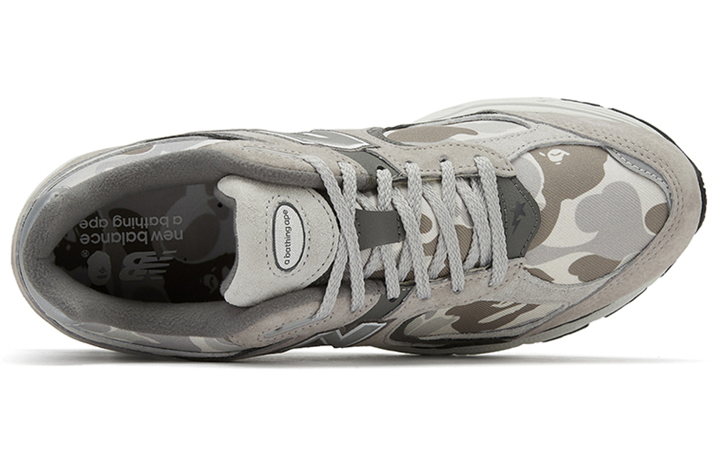 Кроссовки A Bathing Ape X New Balance Nb 2002R