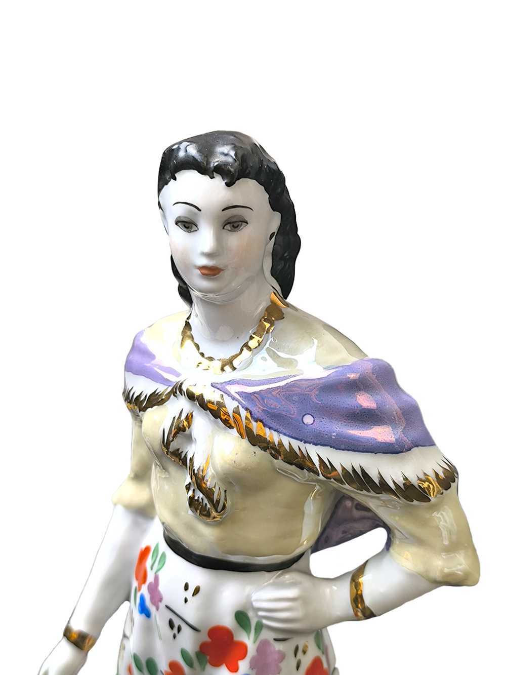 Фарфоровая статуэтка "Цыганка Земфира" Дулево