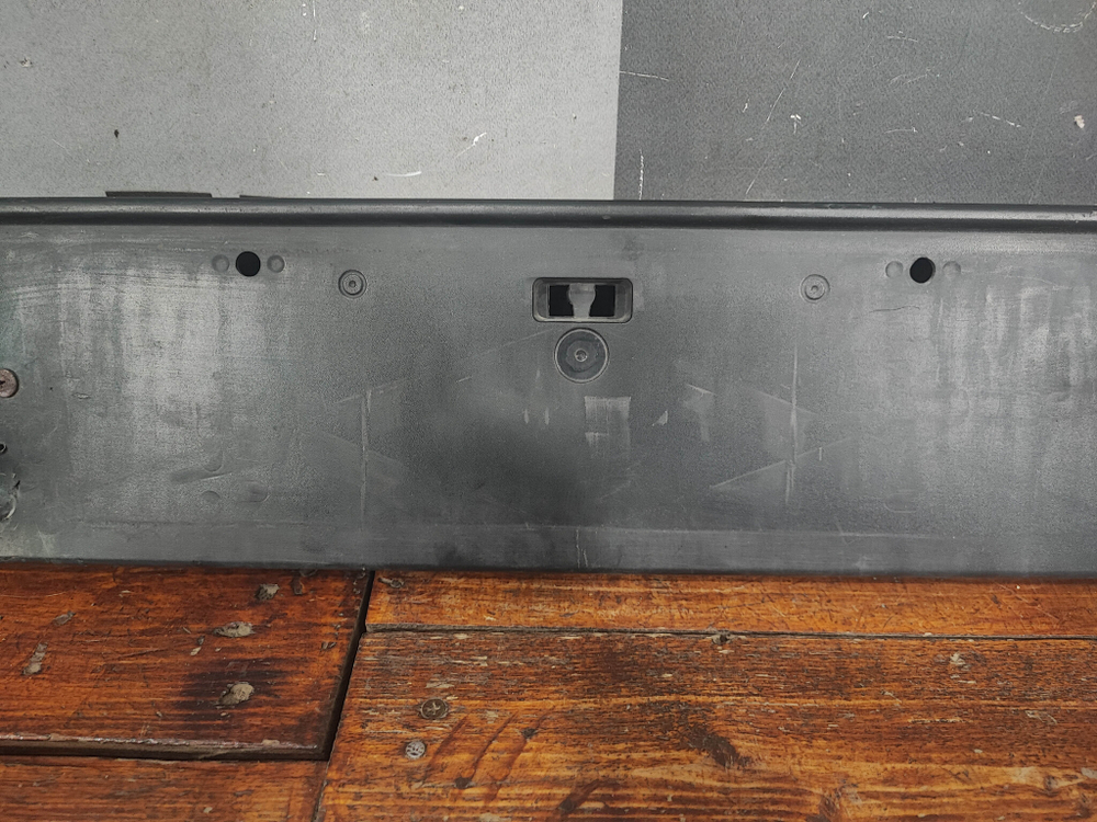 Площадка гос. номера Honda CR-V 4 (RE, RM) 12-18 Б/У Оригинал 71145TLAD0