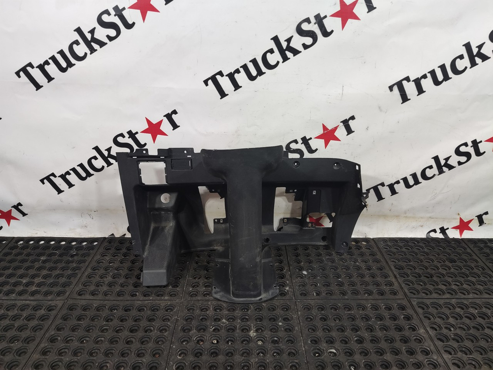 Кожух рулевой колонки 2023г.