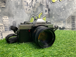 Minolta XG7 + Rokkor-X 50mm 1.7
