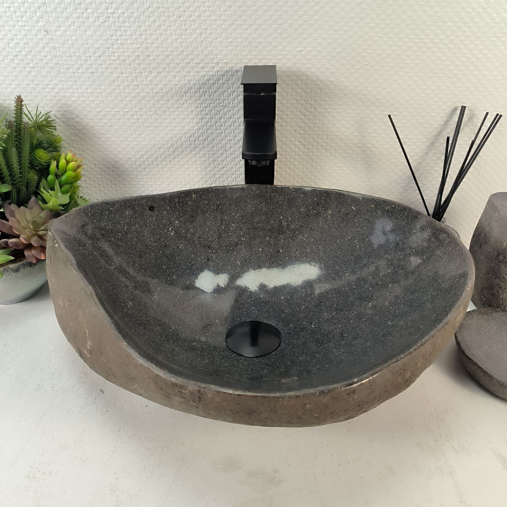 Раковина из речного камня RS-65276 48*38*15 0861