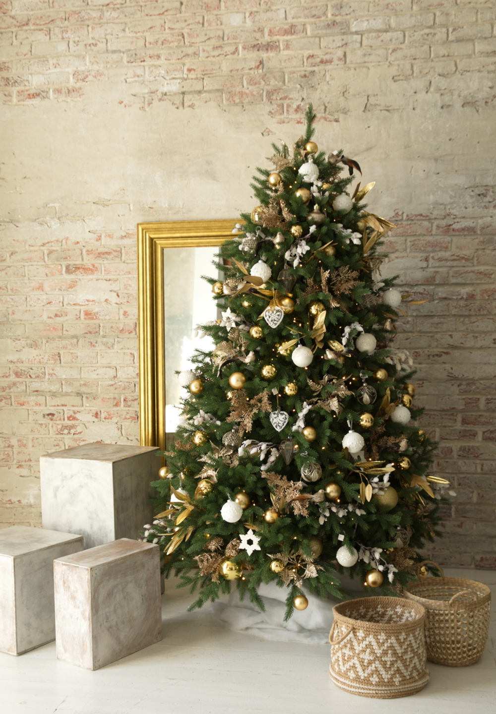 Ель искусственная литая Версальская