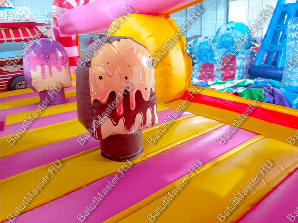 Коммерческий надувной батут "Мороженое розовое" 6*4*2,8 м
