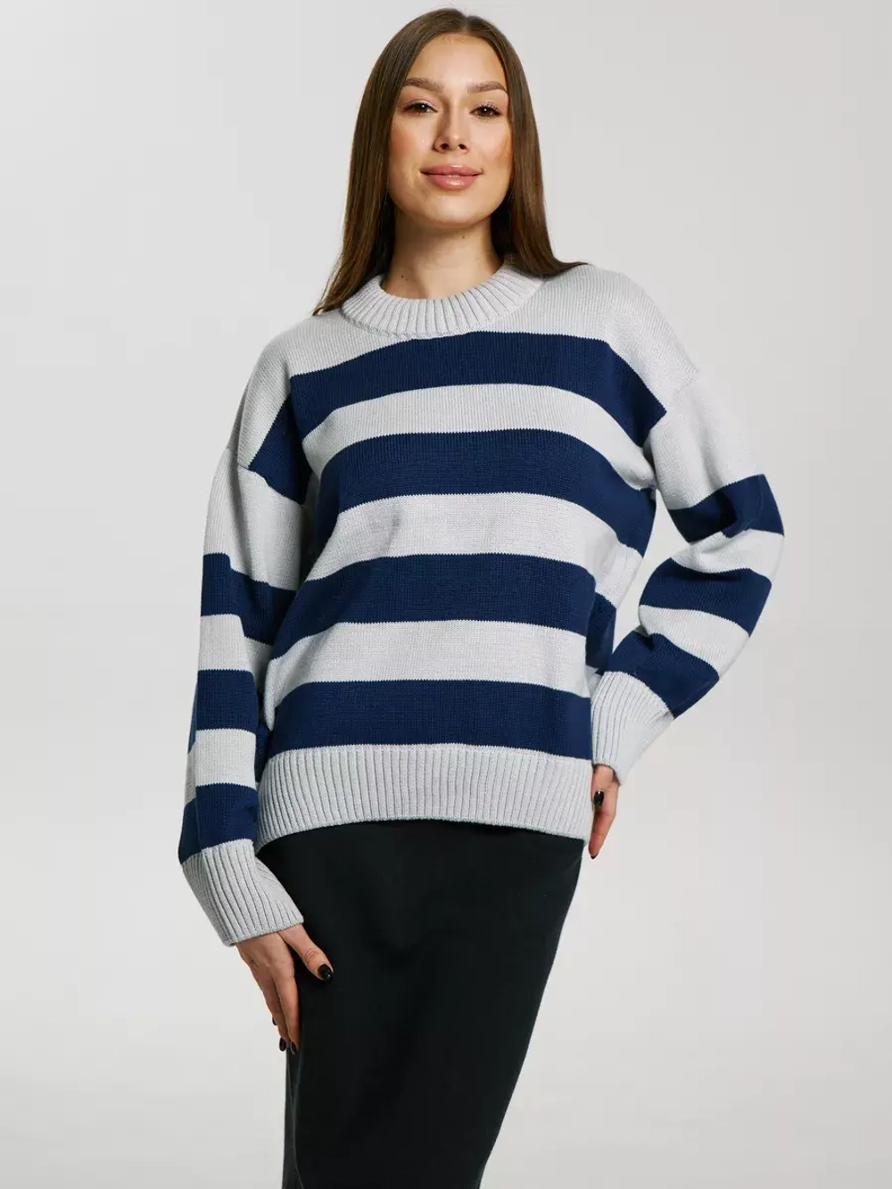 Джемпер стильный в полоску