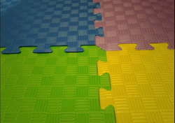 Будо-мат (татами) (1 плита 100x100x4 см, 1кв.м./уп) "5 полос"