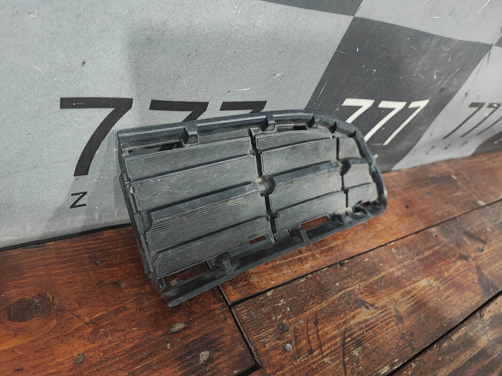 Накладка бампера левая Toyota RAV4 IV (XA40) 12-15 Б/У Оригинал 5312842020