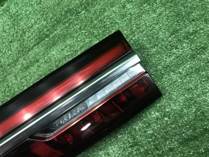 Фонарь крышки багажника Geely Monjaro (2021-н.в.)