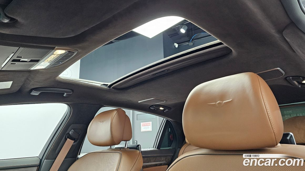 Genesis G90 3.8 AWD (06.2021)