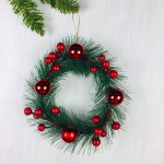 Венок хвойный «Алая гроздь» d-18 см