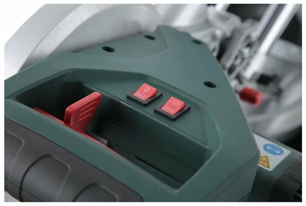 Торцовочная пила Metabo KGS 216 M