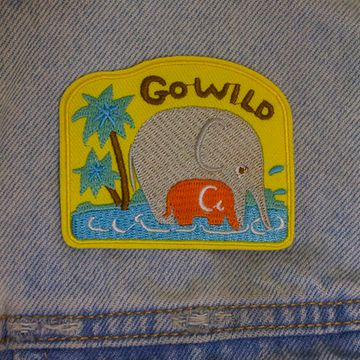 Нашивка на рюкзак и на одежду. Go Wild