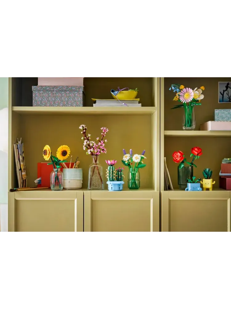 Конструктор Botanical Collection 11509 Цветущий Кактус