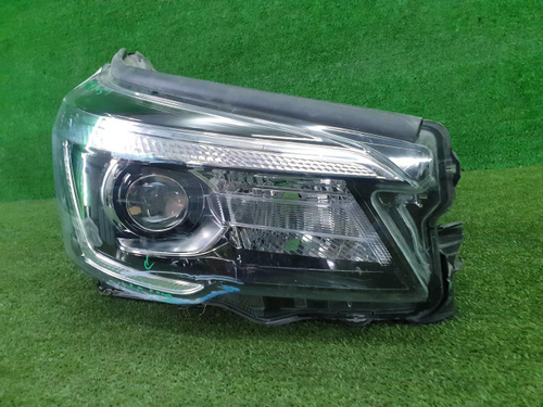 Фара правая Subaru Forester 5 SK (2018-2021) LED
