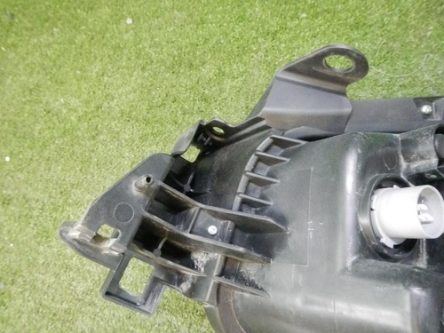 Фара правая Mazda CX-5 1 (2015-2017) LED