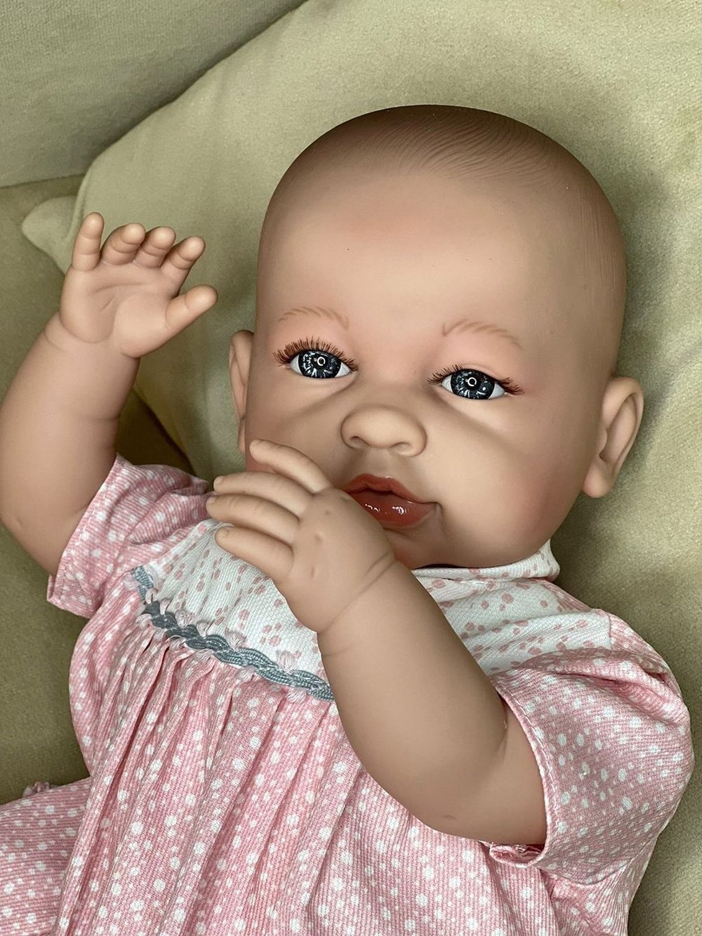 Кукла Berbesa мягконабивная 50см SARA (5218S)