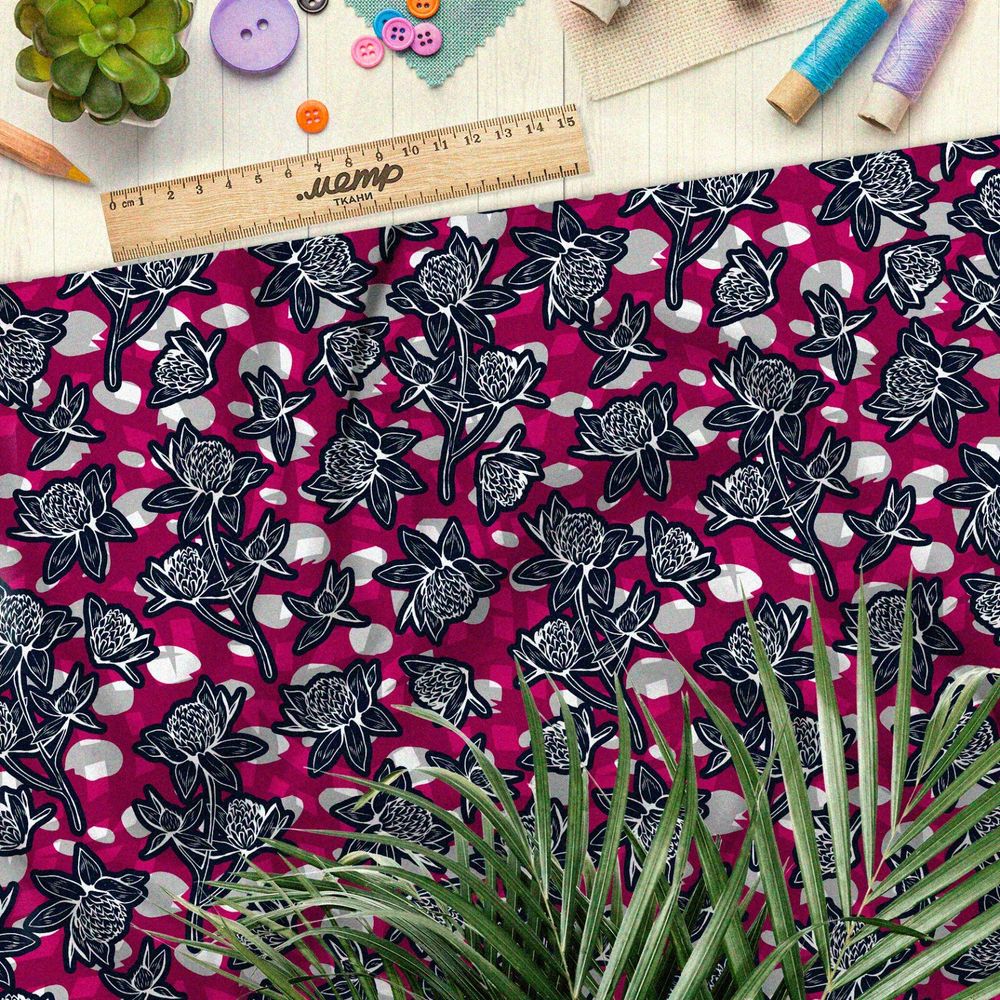 Ткань дюспо чёрно-белый клевер на розовом фоне в горошик