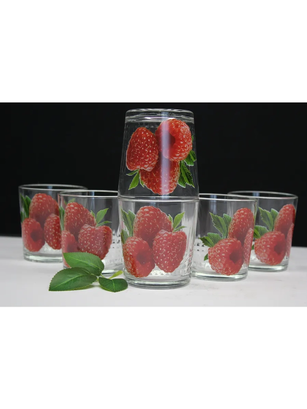 Стакан для напитков сока и воды