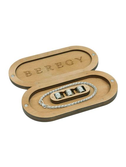 Деревянный футляр-шкатулка для скандинавских рун Старшего Футарка 3 шт., с наполнением вид сбоку