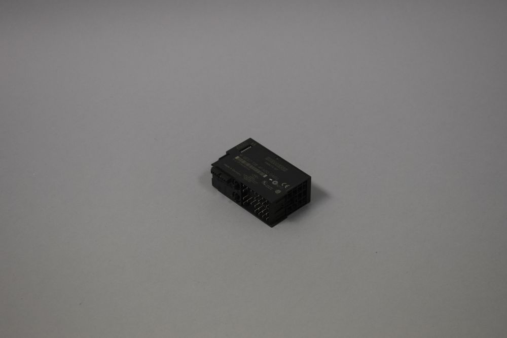 SIEMENS 6ES7138-4FA00-0AB0