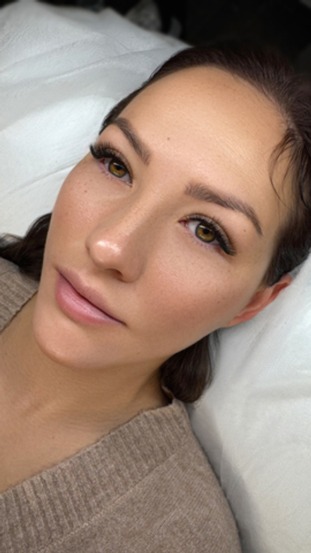 Наращивание ресниц 3D