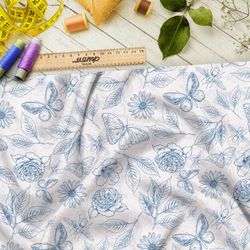 Ткань шифон эскиз синих цветов, листьев и бабочек