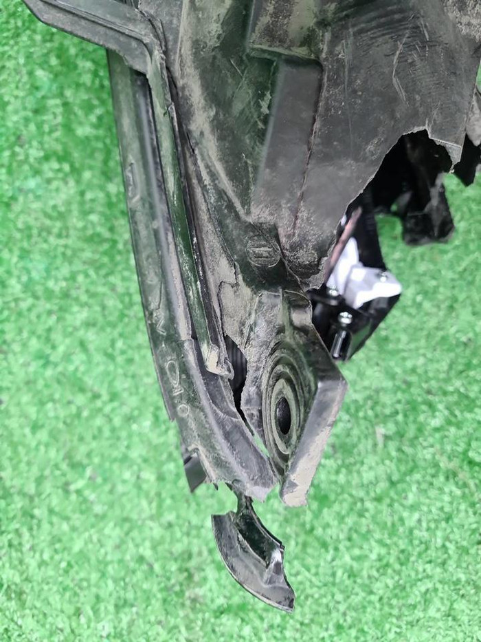 Битая Фара правая Kia K5 (2019-2023) LED