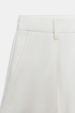 ZARA ДЖИНСОВЫЕ ШОРТЫ С ЗАЩИПАМИ — ZW COLLECTION, БЕЛЫЙ