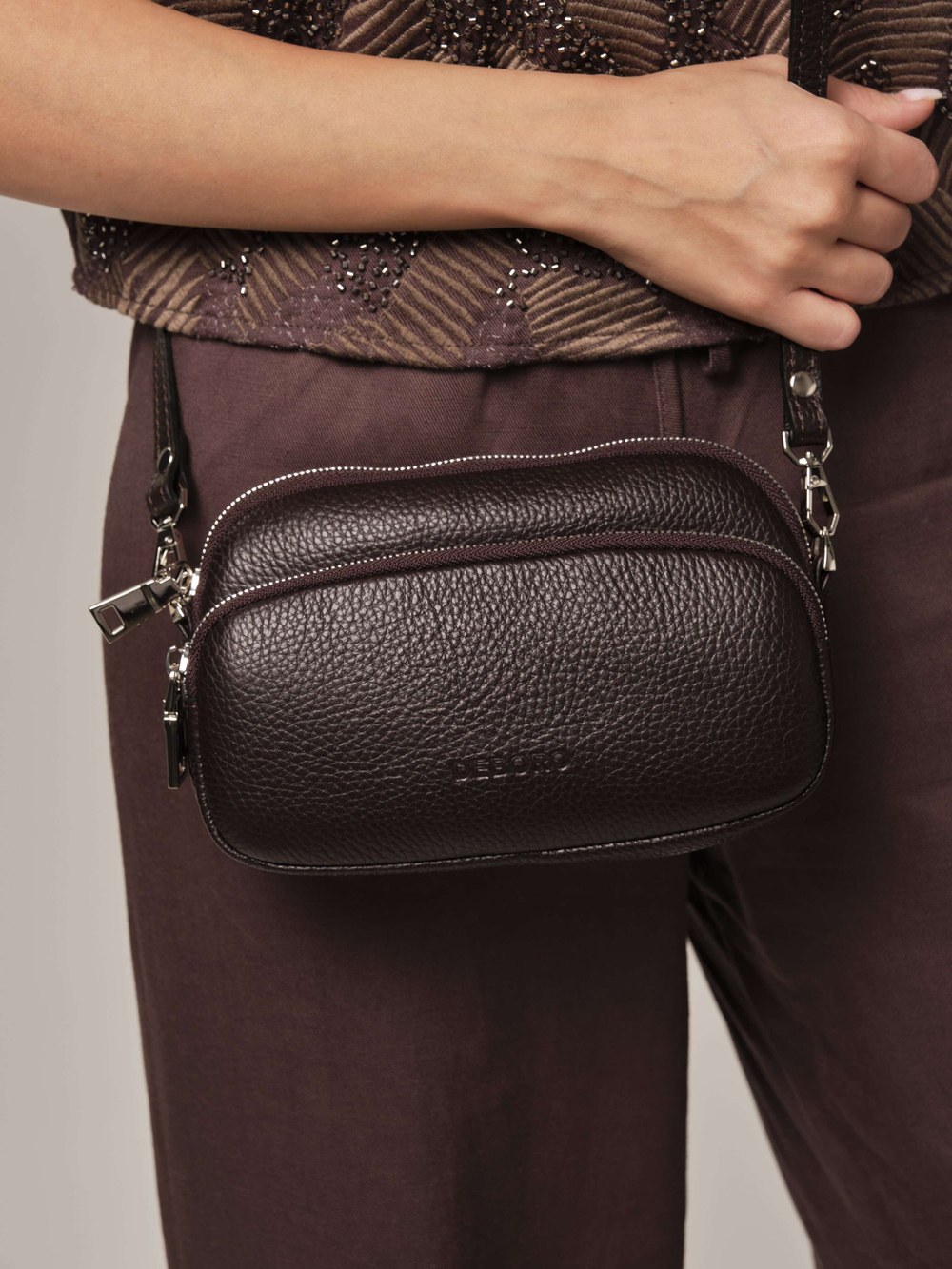 Сумка кожаная кросс-боди темно-коричневый