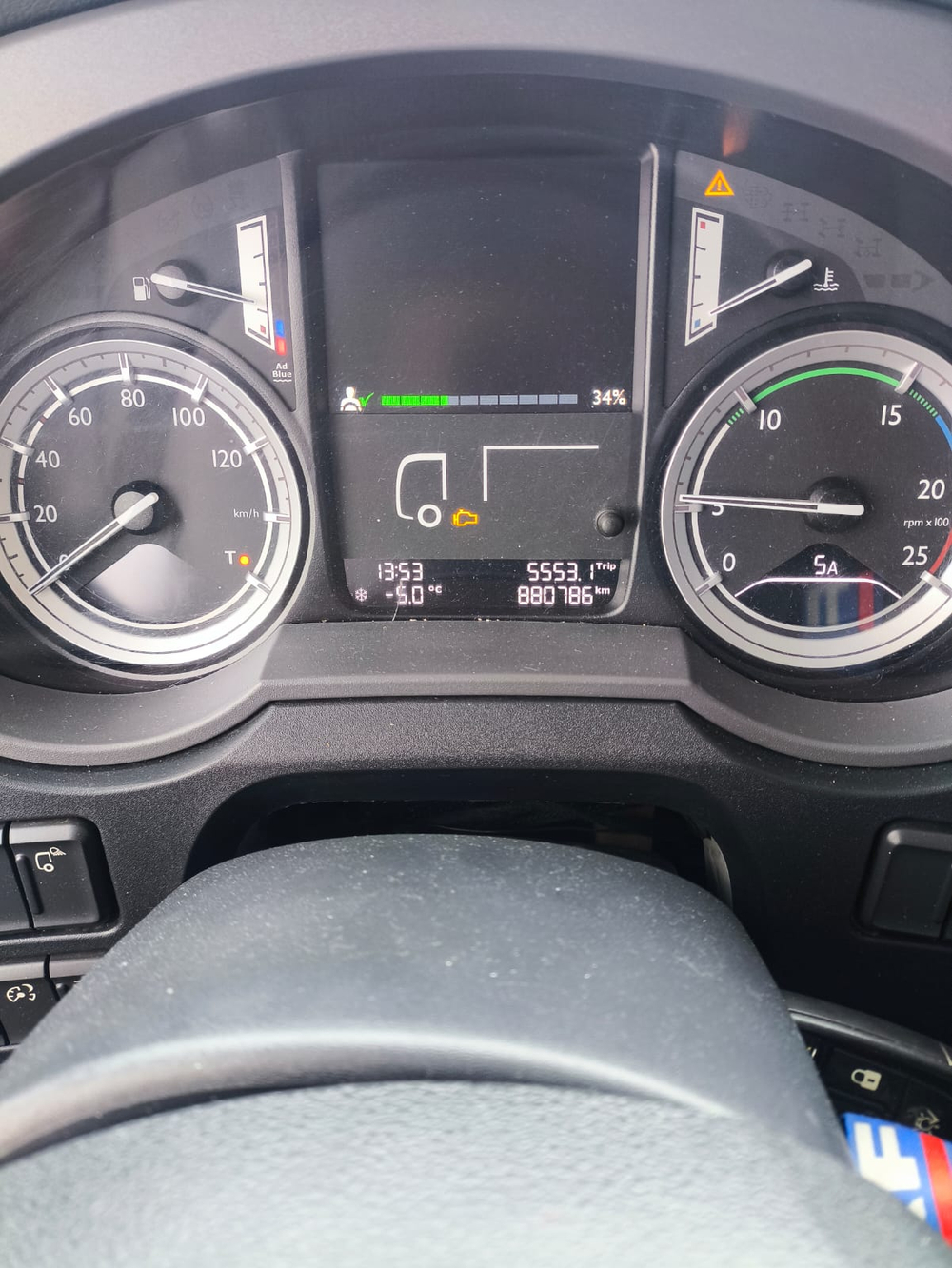 DAF XF 4x2 Седельный тягач FT XF 105 460 (Дизельный, 12,9 л, 462 л.с., АТ)