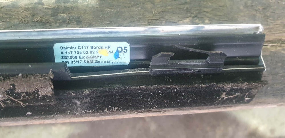 Молдинг двери задней правой Mercedes CLA (C117) 13-19 Б/У Оригинал A1177350282