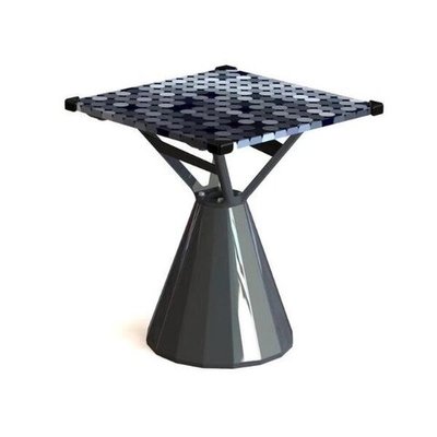 Уличный столик