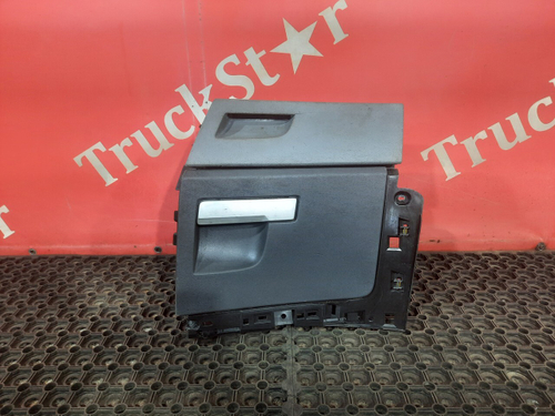 Бардачок (дефект) 2018г.