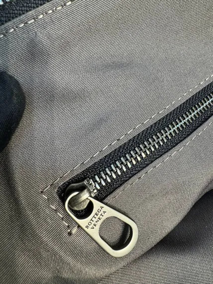 Кожаный портфель Bottega Veneta с плечевым ремнем