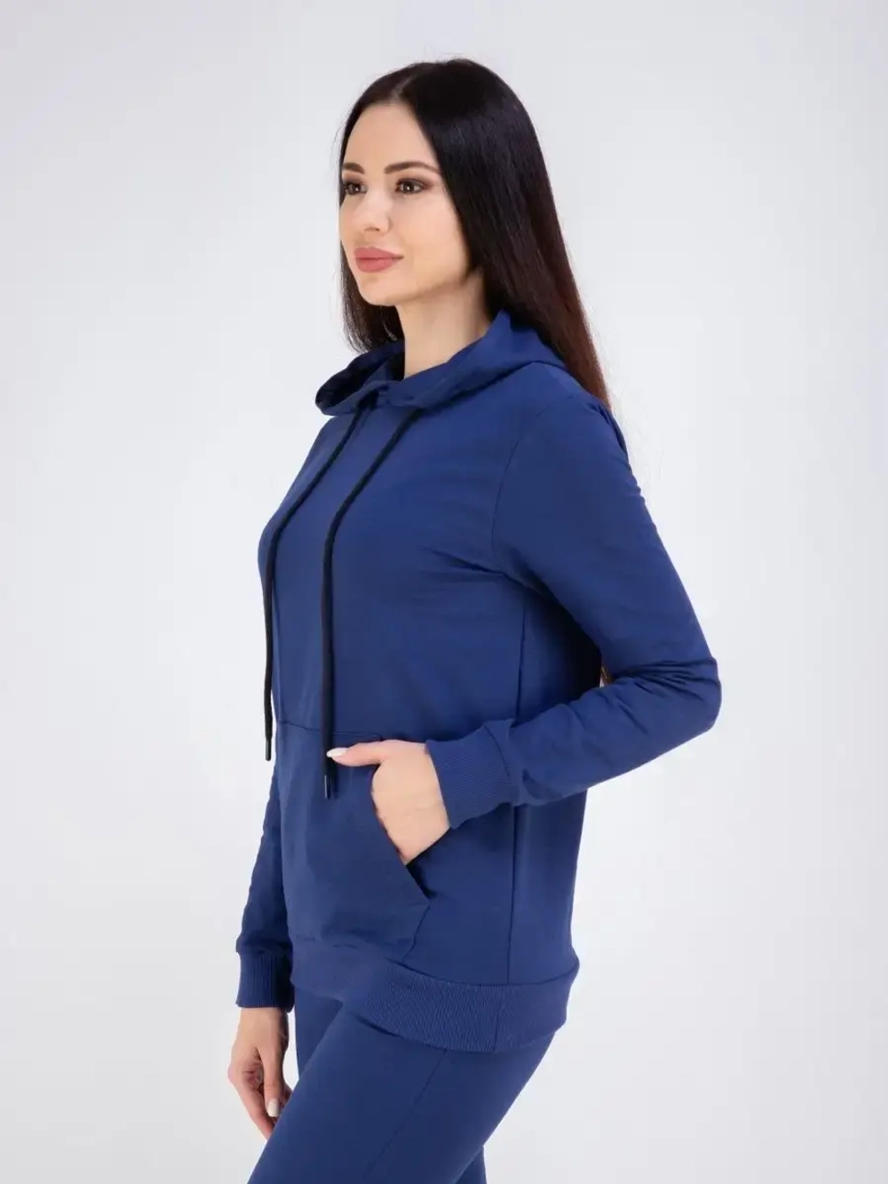 Худи без начеса с капюшоном однотонное модное