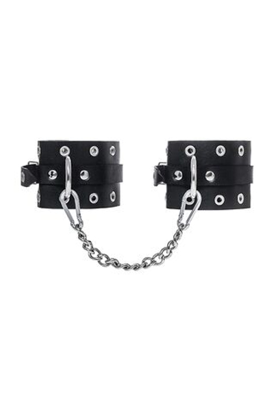 Черные кожаные однослойные оковы с люверсами (Цвет: черный)