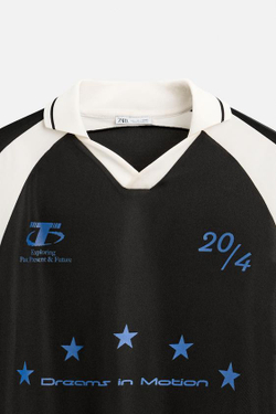 ZARA ФУТБОЛКА В СТИЛЕ КОЛОР-БЛОК С НАДПИСЯМИ, ЧЕРНЫЙ