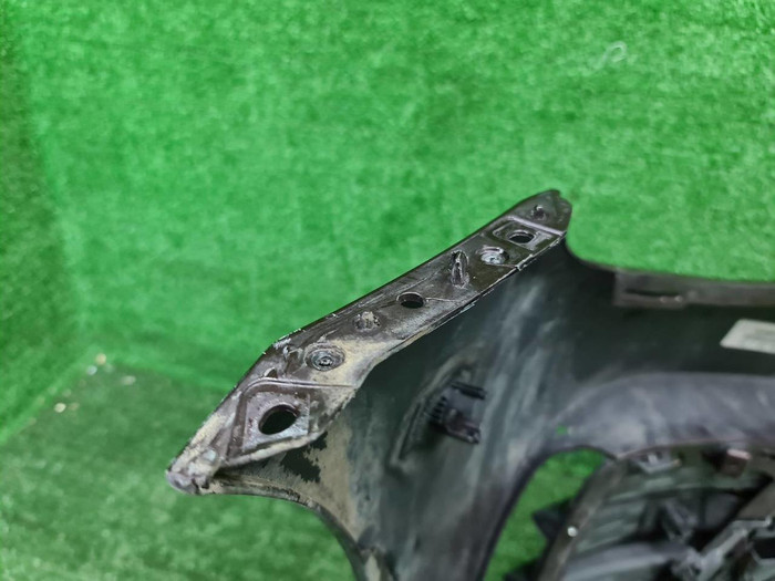 Бампер передний Mercedes E W213 20-23 AMG В сборе