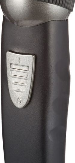 Триммер для стрижки усов и бороды Wahl GroomsMan Body (9953-1016)