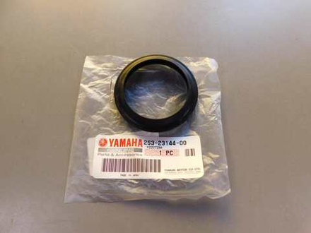 пыльник вилки Yamaha VMX17 V-MAX 1700 2S3-23144-00-00