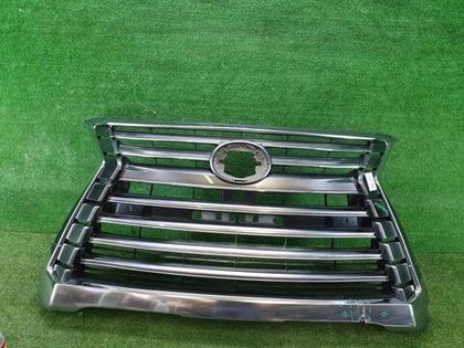 Решетка радиатора Lexus LX 3 (2015-2023)