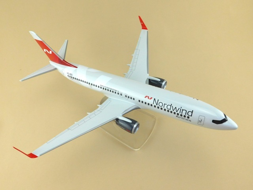 Модель самолета Boeing 737-800 (М1:100, Nordwind 2018)